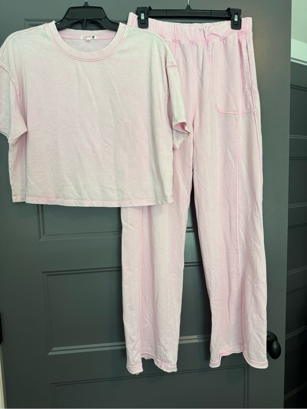 Sundry Light Pink Cropped Tee & Pants Set